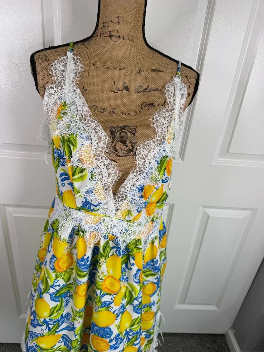 Boutique Lemon Print Lace Midi Dress XL Mediterranean Summer Cottagecore NWOT